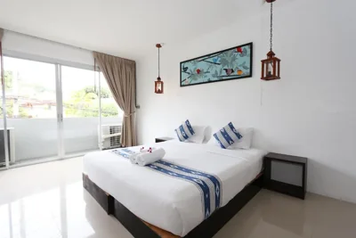 Deluxe-Doppelzimmer (2 Erwachsene + 1 Kind) — The Nest Resort Patong